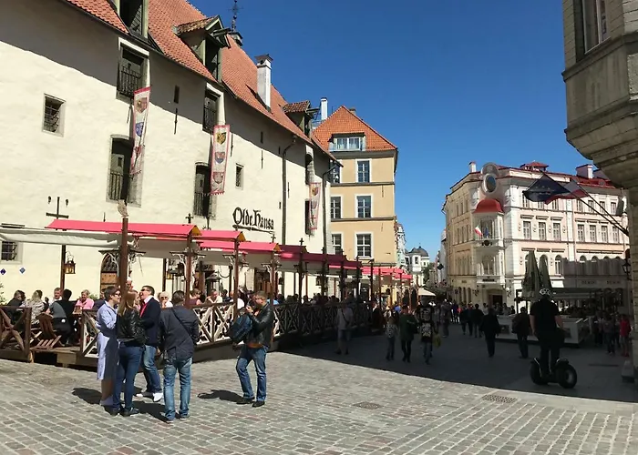 Old Bishop's House * Tallin